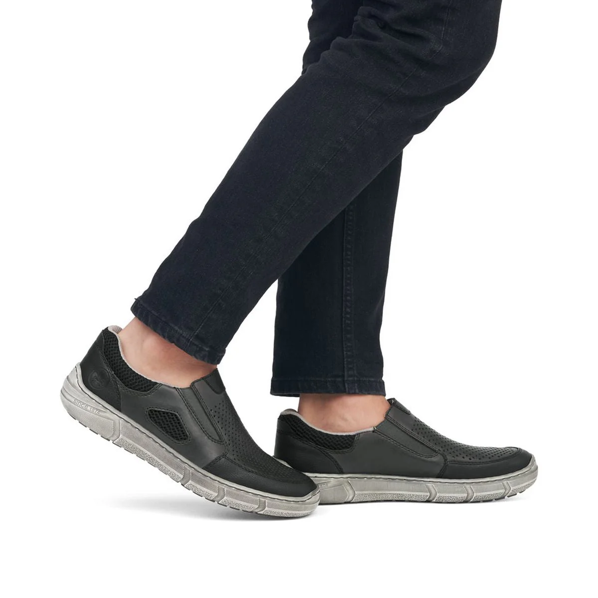 04051 Men's Slip ON - Image 8