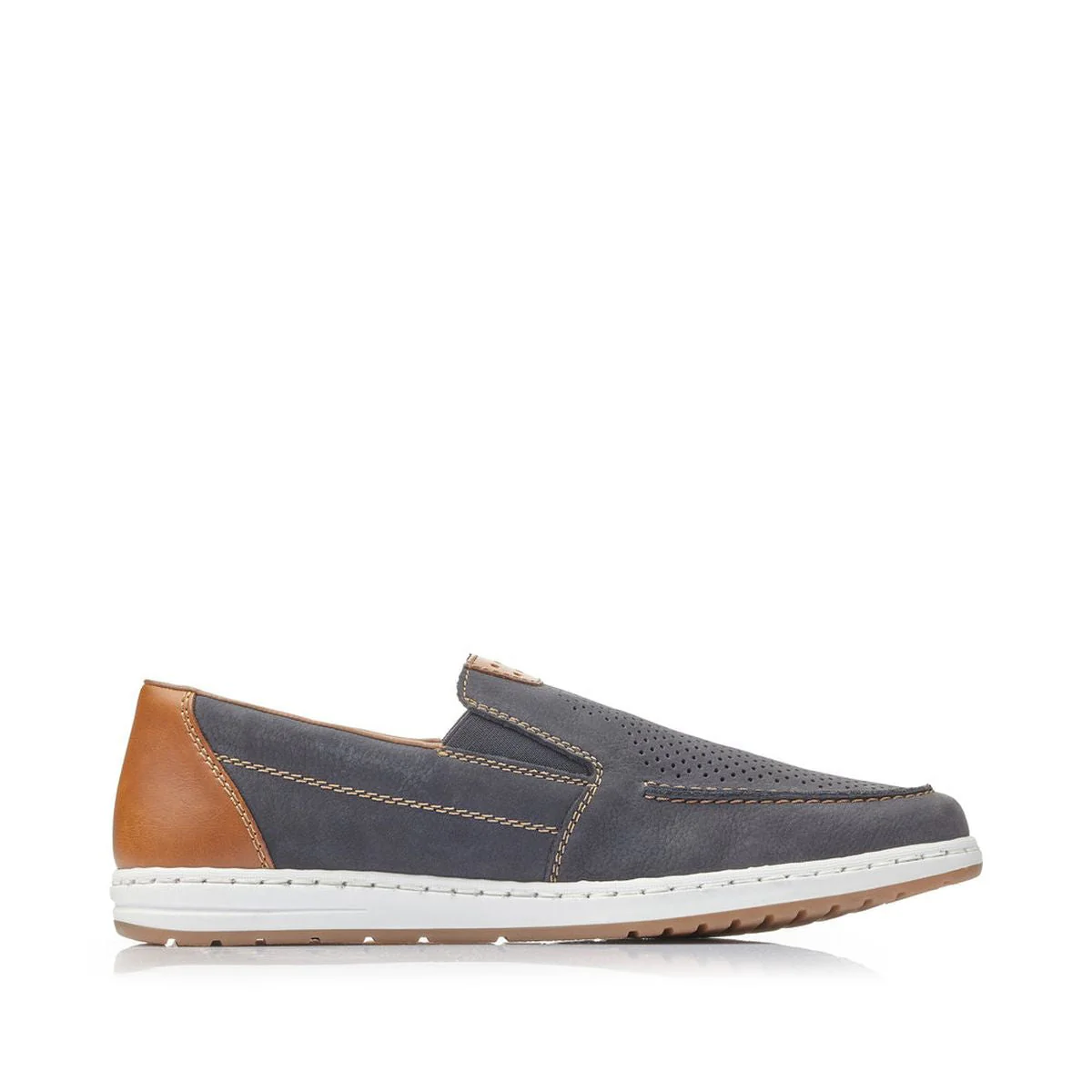 18266 Men's Casual Slip On Shoes - Image 2