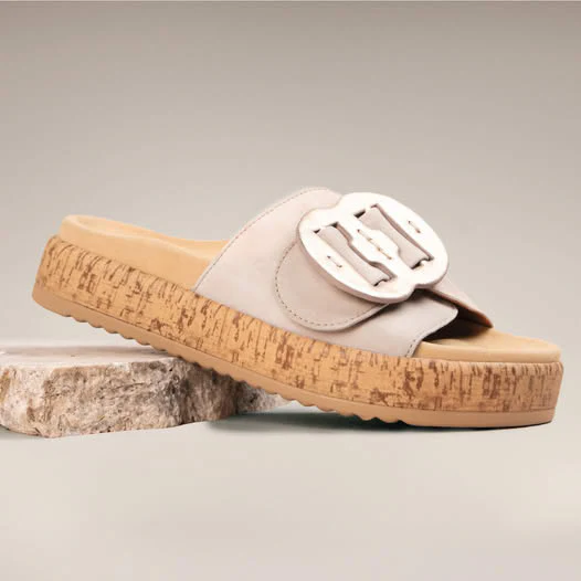 Gabor 760.12 Buckle Slide – Oak - Image 5
