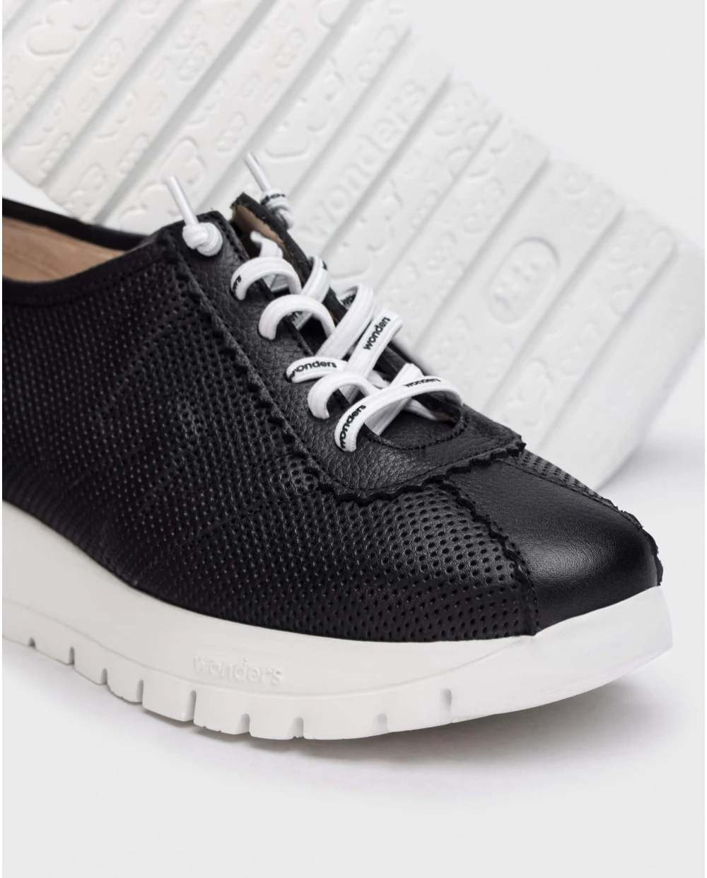 Wonders A-2424 Women's Dress Sneaker - Image 3