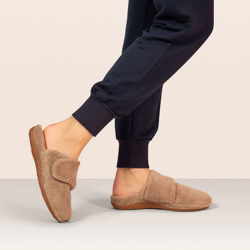 Aetrex Mandy Women's Closed Toe Slipper in Coffee - Image 7