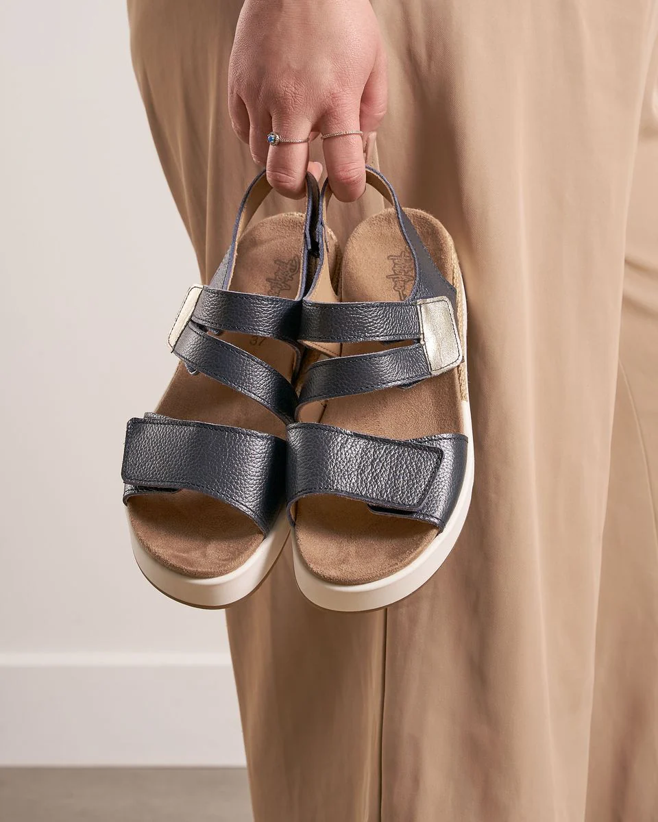 Anzia 11427 Women's Wedge Sandals in Navy - Image 5