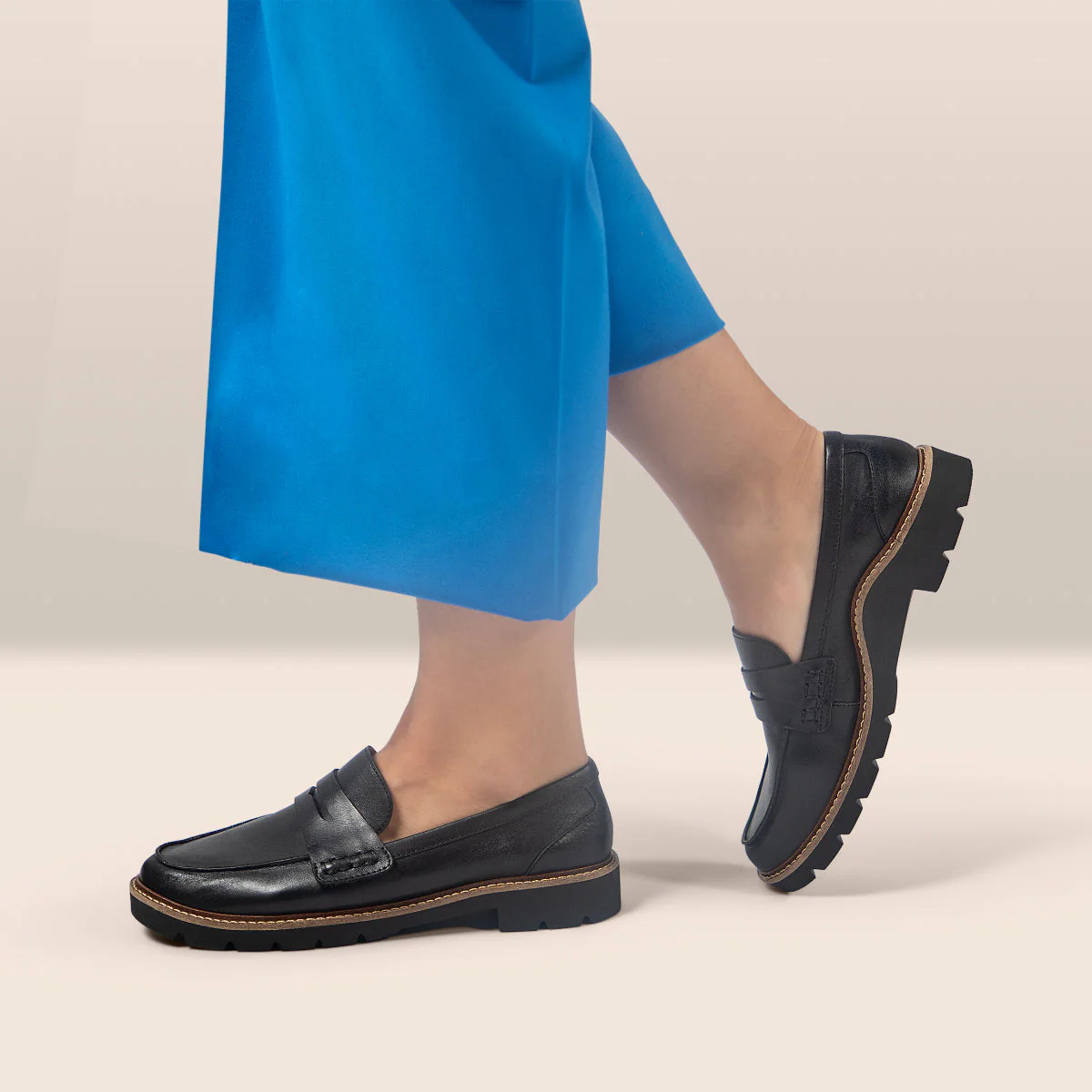 Aetrex Collette Women's Arch Support Loafer - Image 6