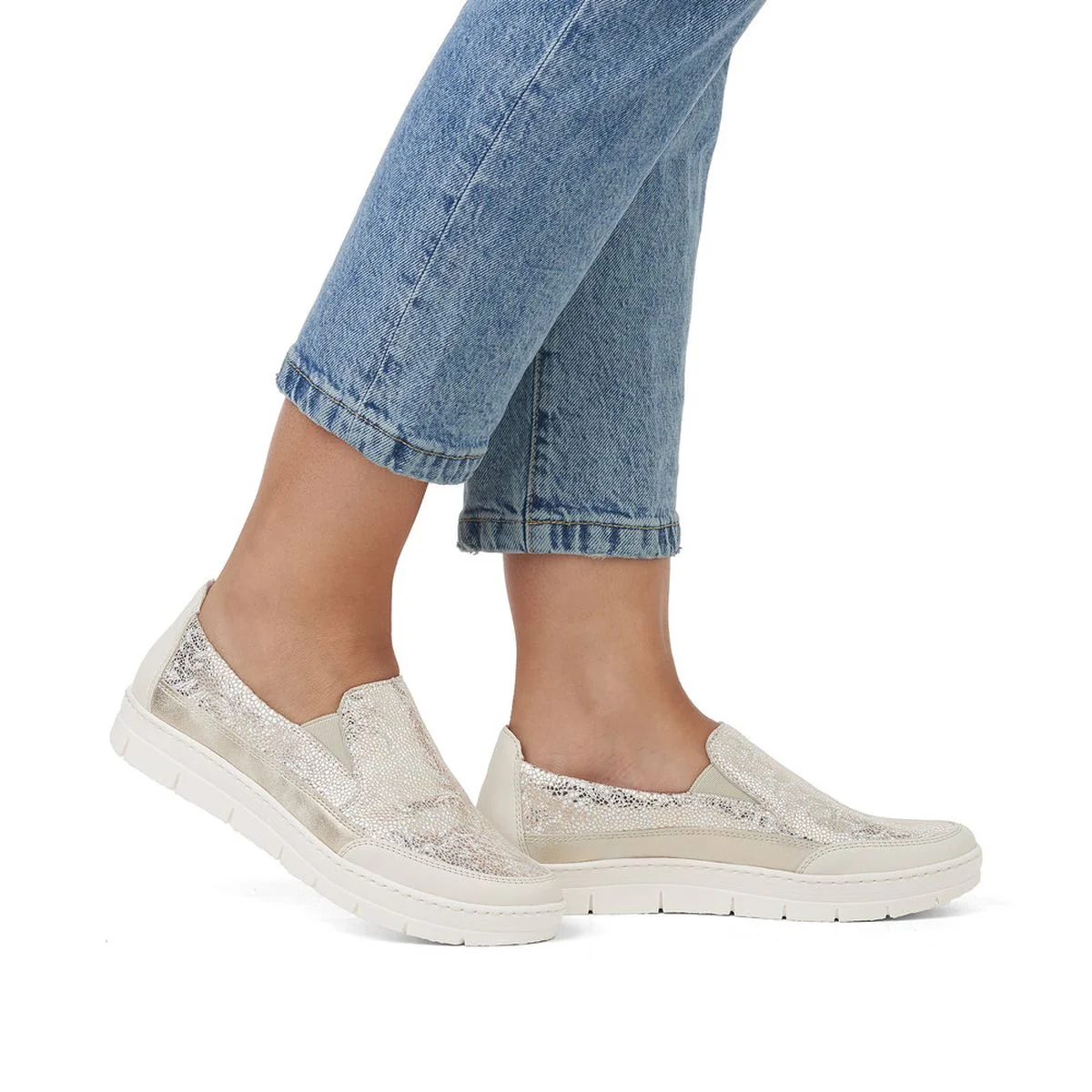 Remonte D5829 Women's Classic Loafers - Image 3