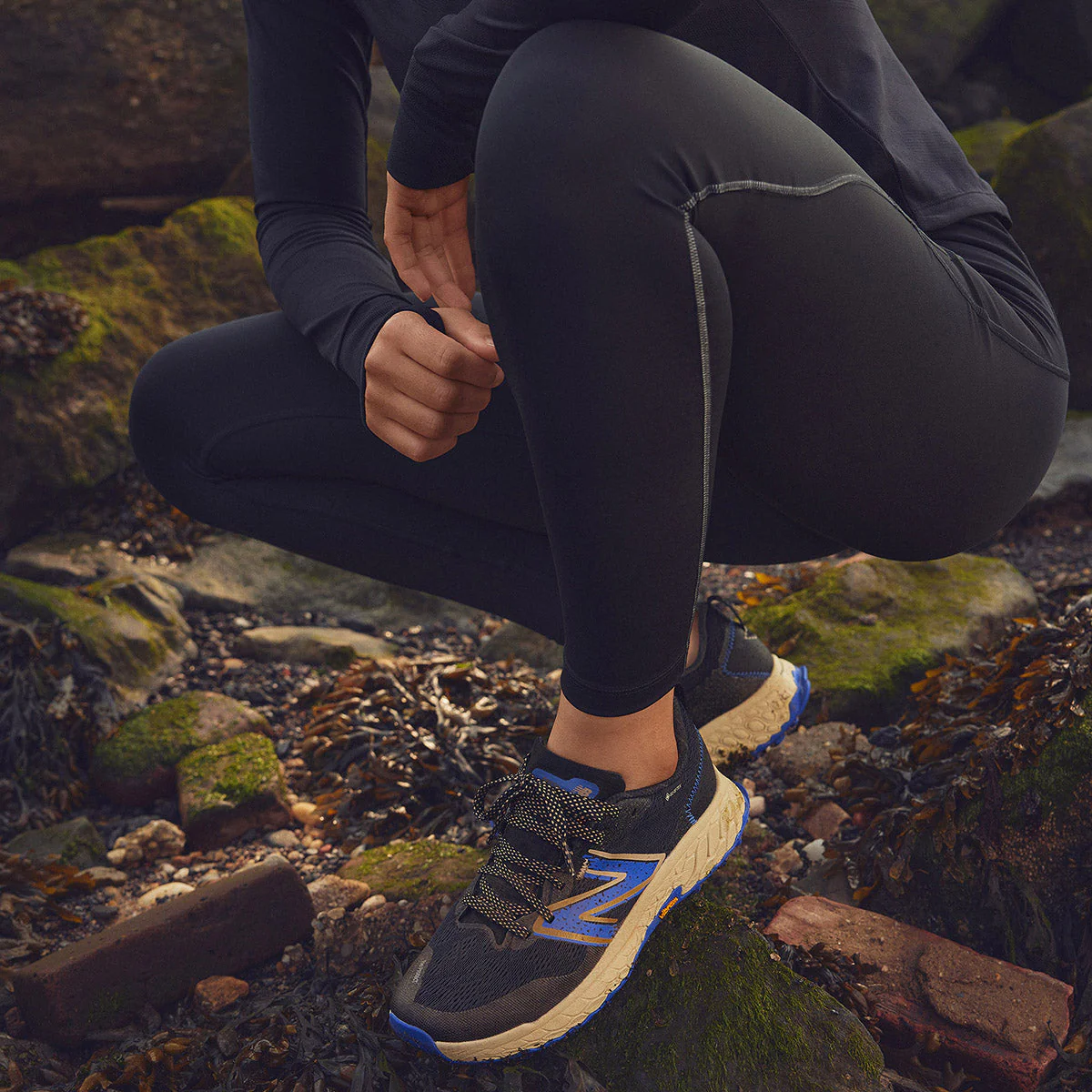 New Balance Fresh Foam X Hierro V7 Gore-Tex® Traile Women's Running Shoes in Marine Blue - Image 7