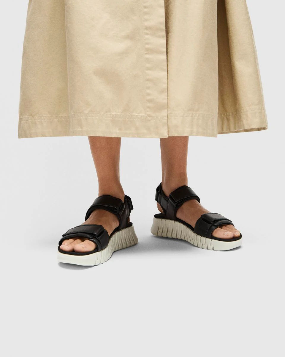 Gruuv Sol Women's Sandal - Image 5