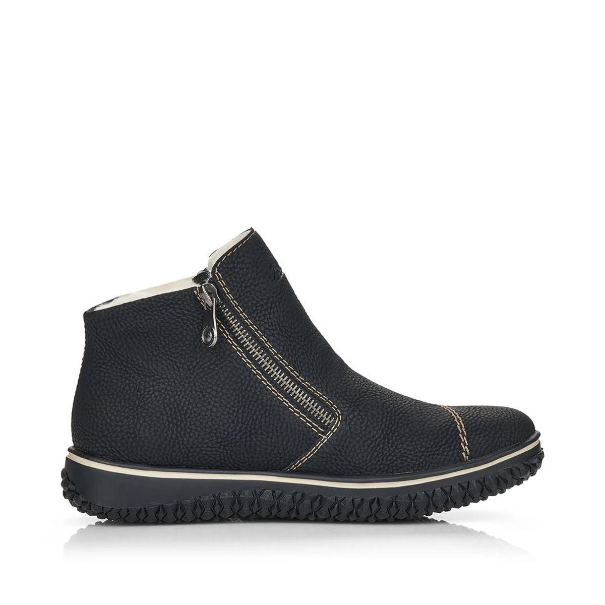 L4270 Urban Black Ankle Boots - Image 2