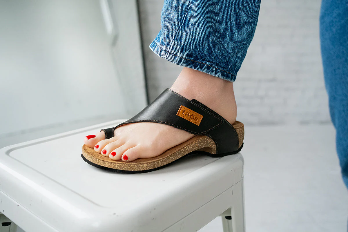 Loop Toe Post Sandal - Image 11