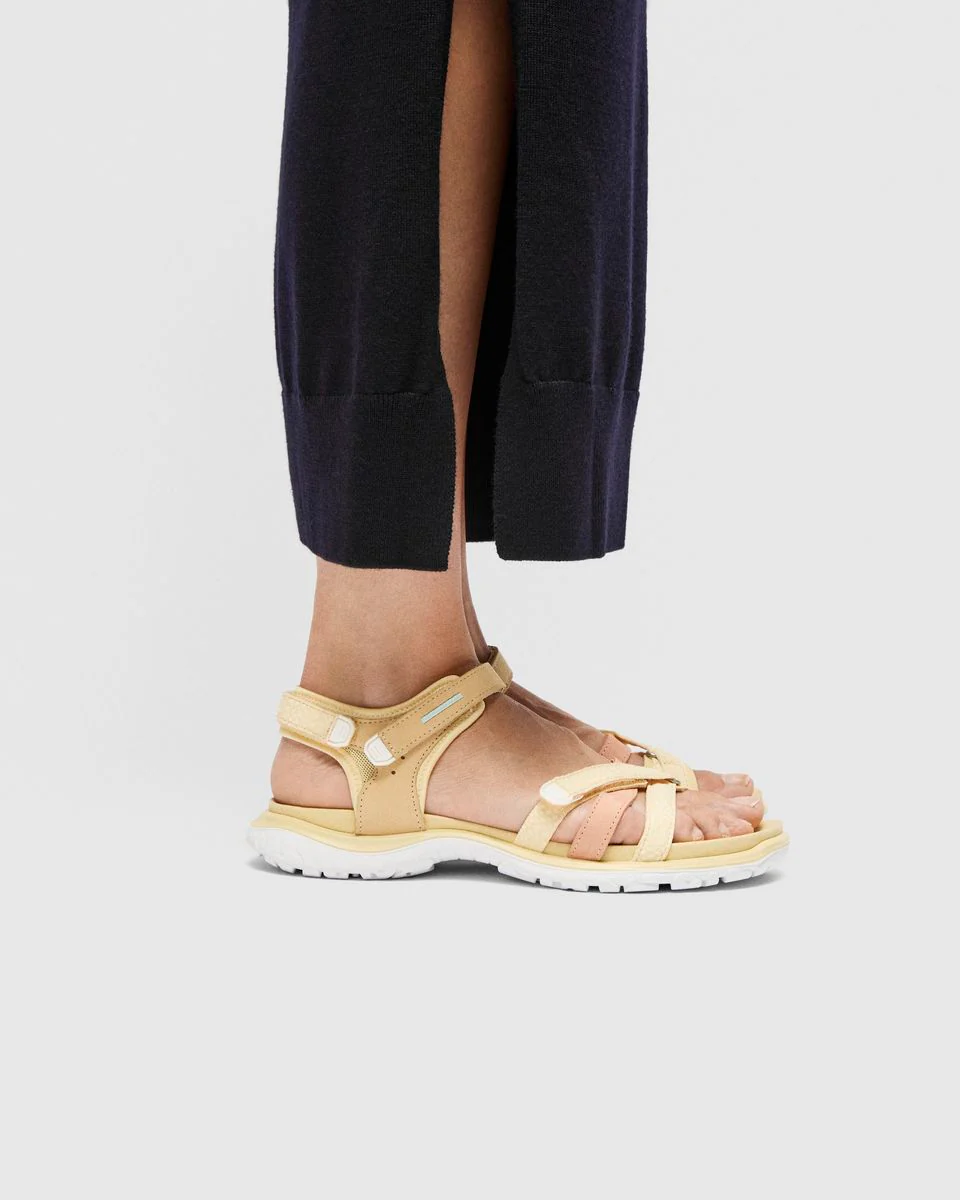 Offroad Roam Women's Sandal - Image 5