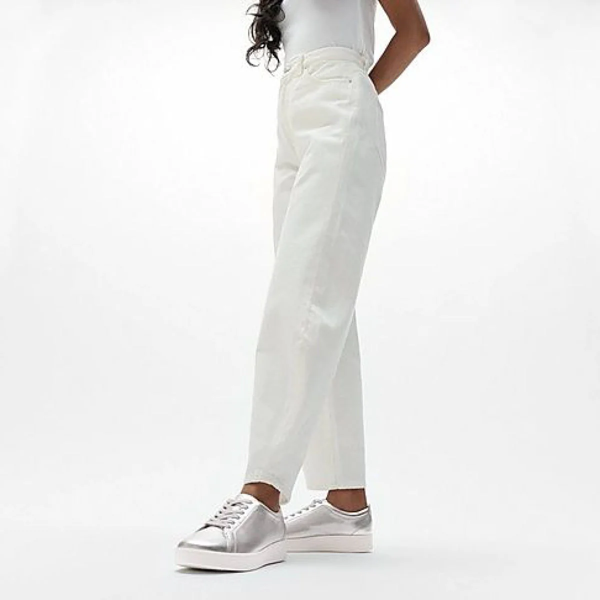 Rally Lace Up Sneaker in Silver - Image 5