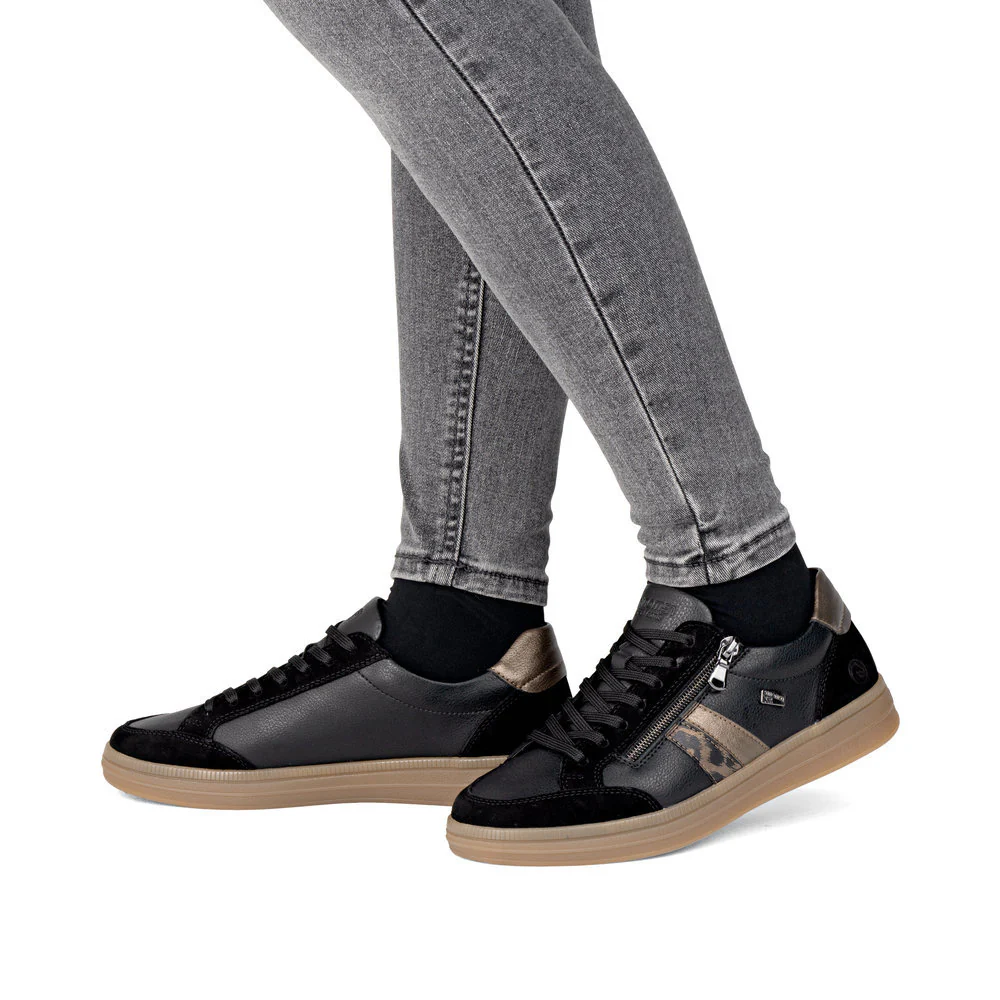 Remonte D2C04 Women's Side Zip Sneaker in Black - Image 8