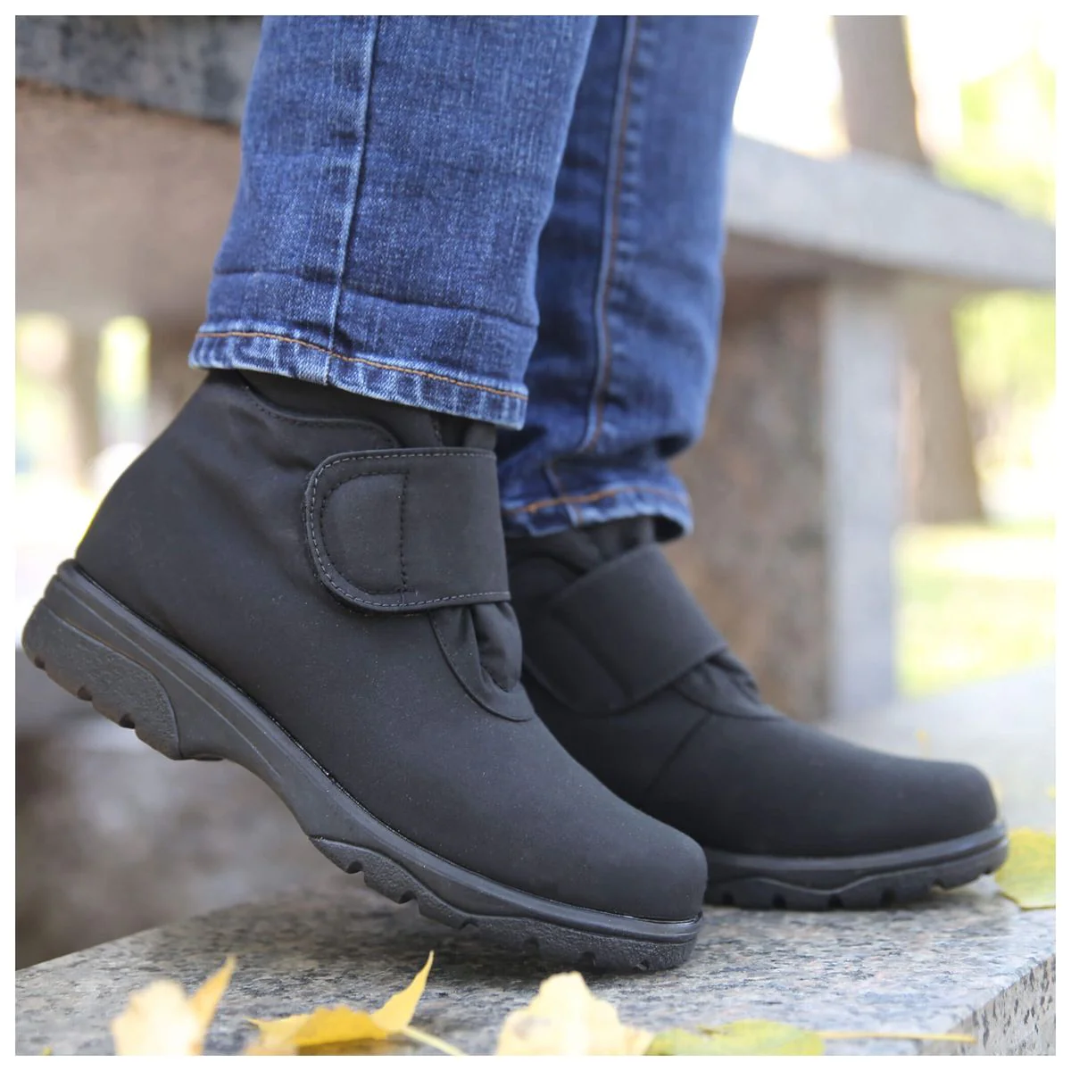 Toe Warmers Active Women's Velcro Boot in Black - Image 6