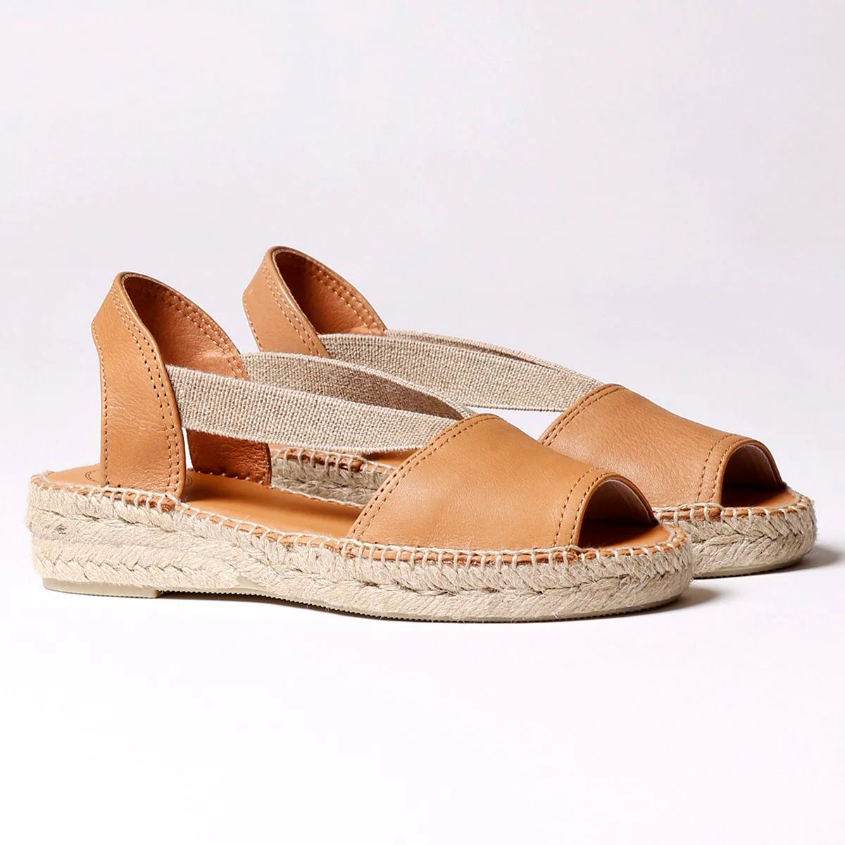 Toni Pons Etna Women's Flat Leather Sandal With Elastics - Image 4