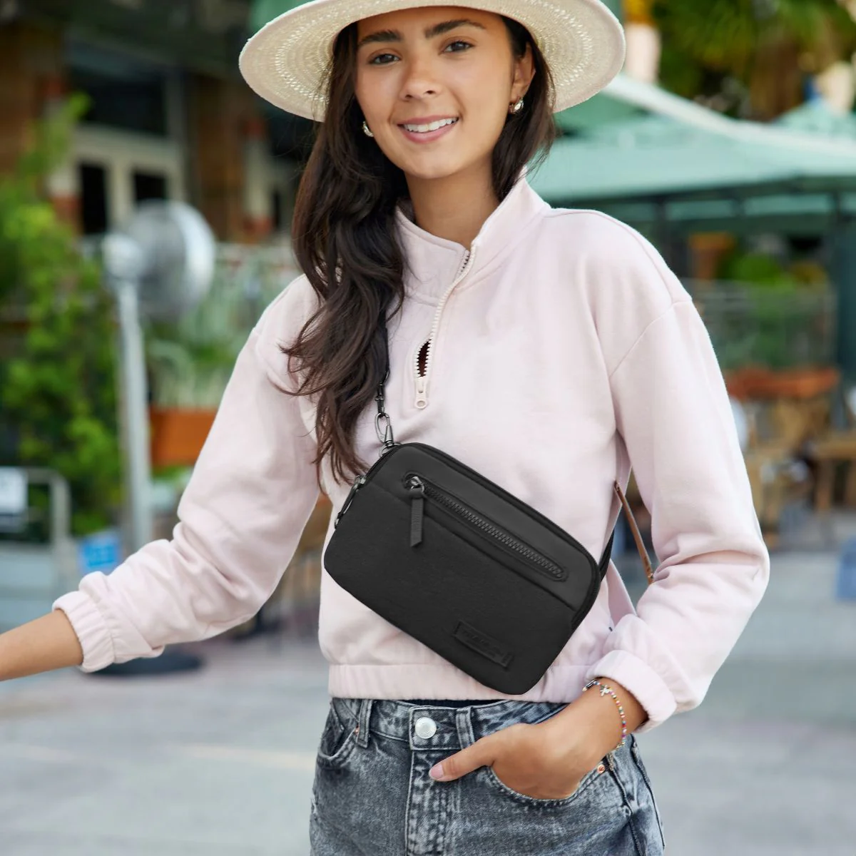 Travelon Women's Anti-Theft Metro Convertible Small Crossbody in Black - Image 9