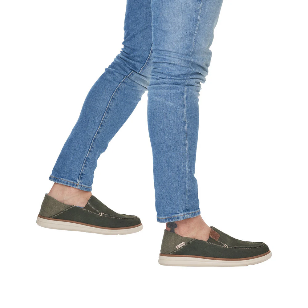 U0600 Slip On Sneaker - Image 6