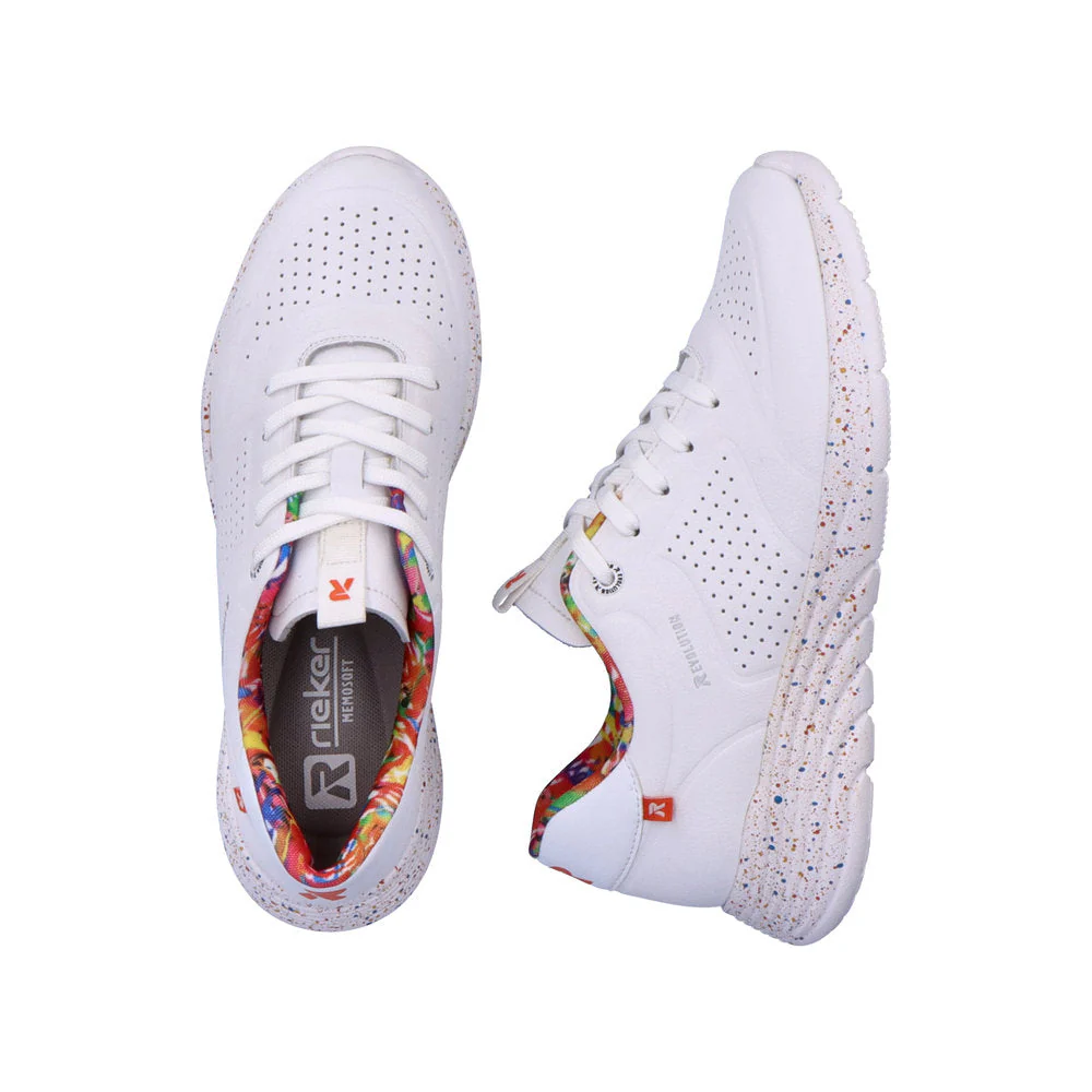 W0402 Lace Up Sneaker - Image 4