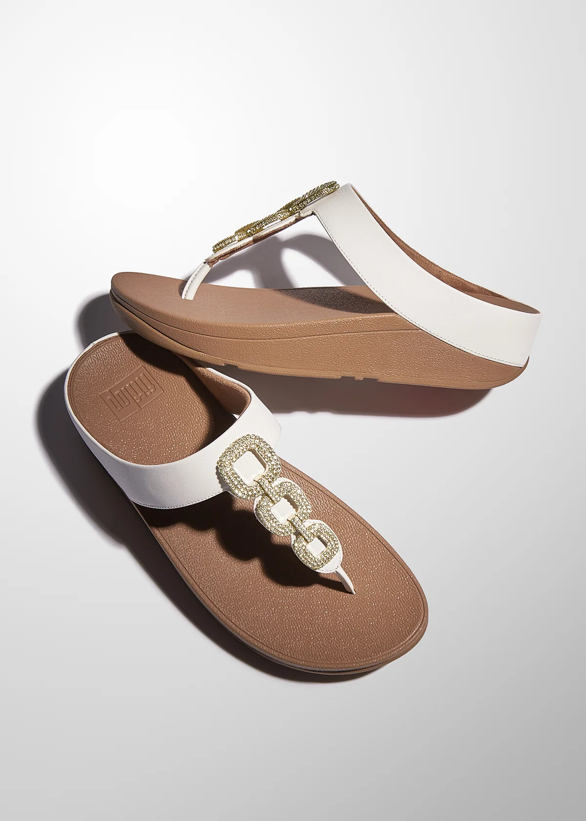 Women's Fino Leather Toe Thong Sandals in Urban White - Image 7