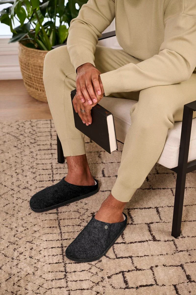 Birkenstock Men's Zermatt Shearling – Black - Image 4